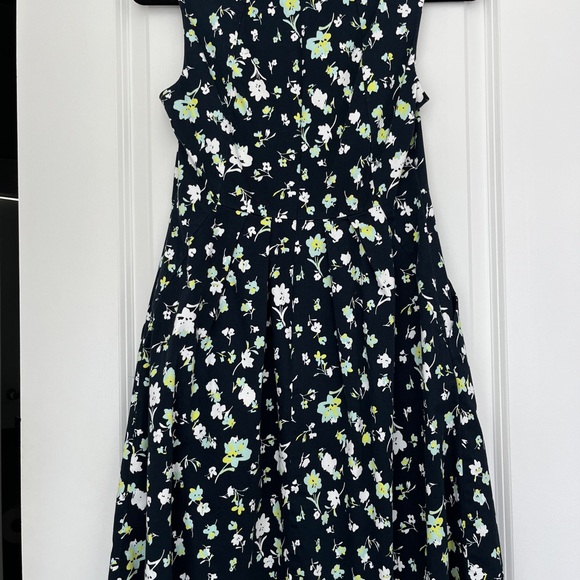 Joe fresh fit and flare dress with pockets - Picture 2 of 2